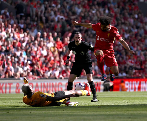 对年轻球员 对年轻球员